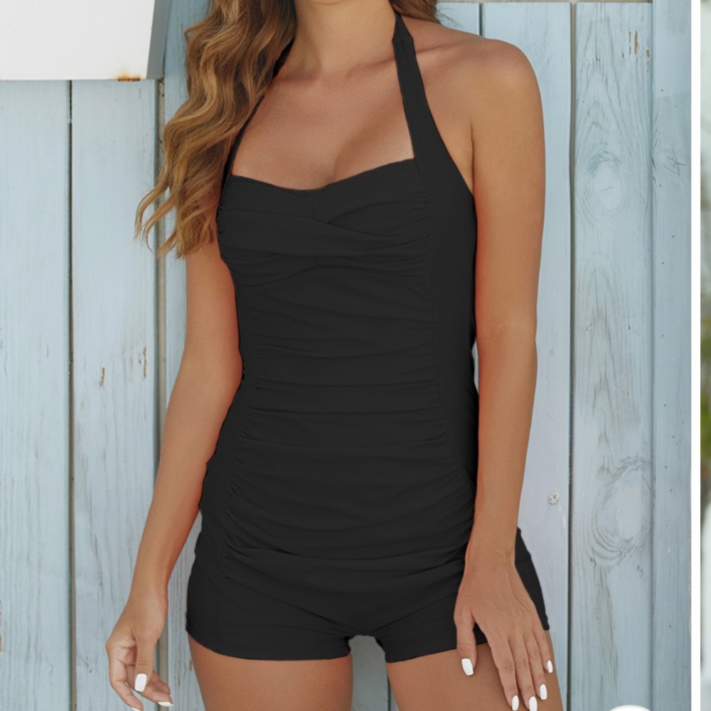 Brand new! Halter Sweetheart Neck Ruching One-Piece Swimsuit